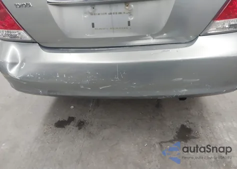 2005 Toyota Camry Le z USA, uszkodzony, nr VIN 4T1BE32K45U994920